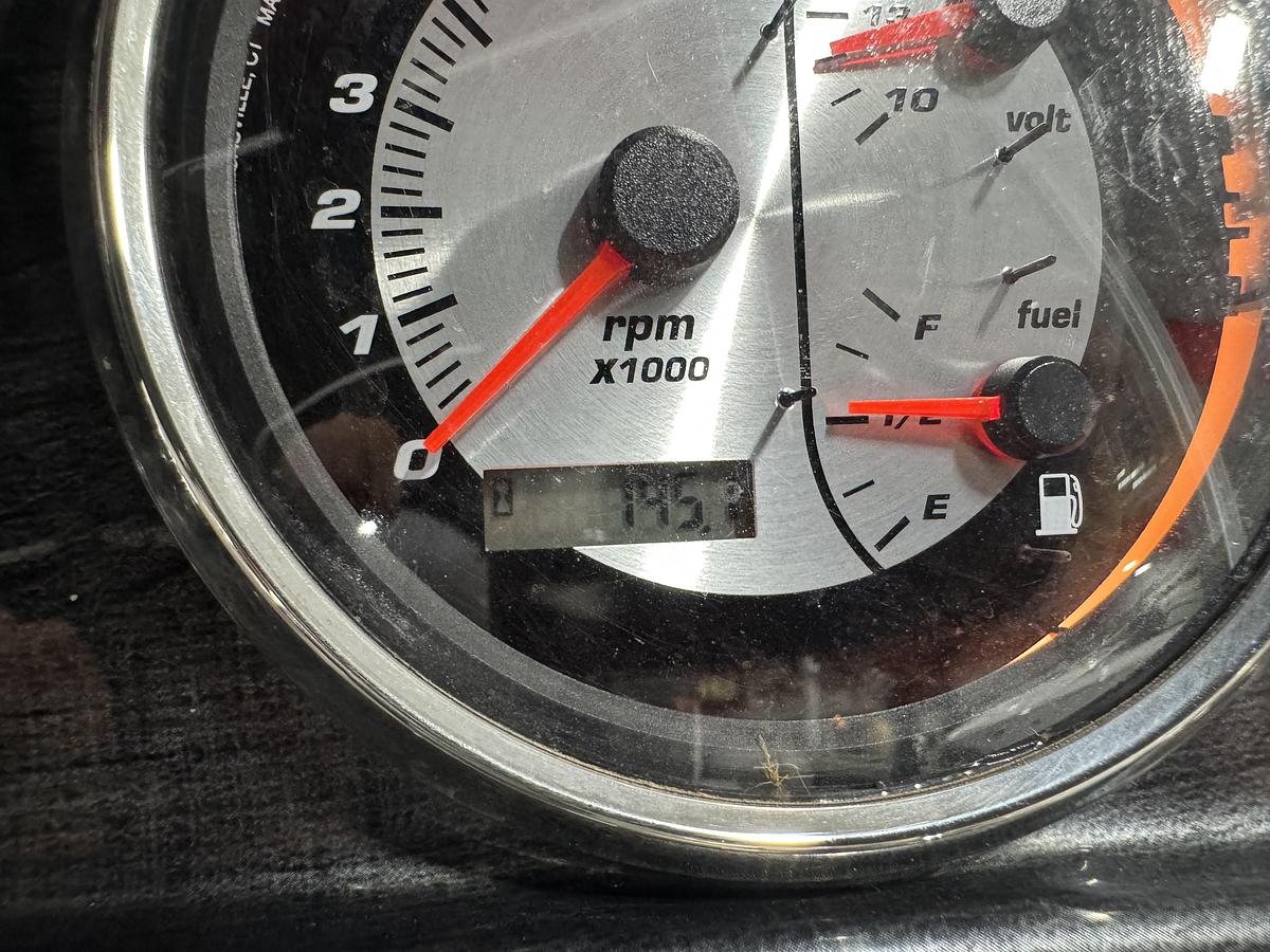 Used 2019 Sweetwater 2486