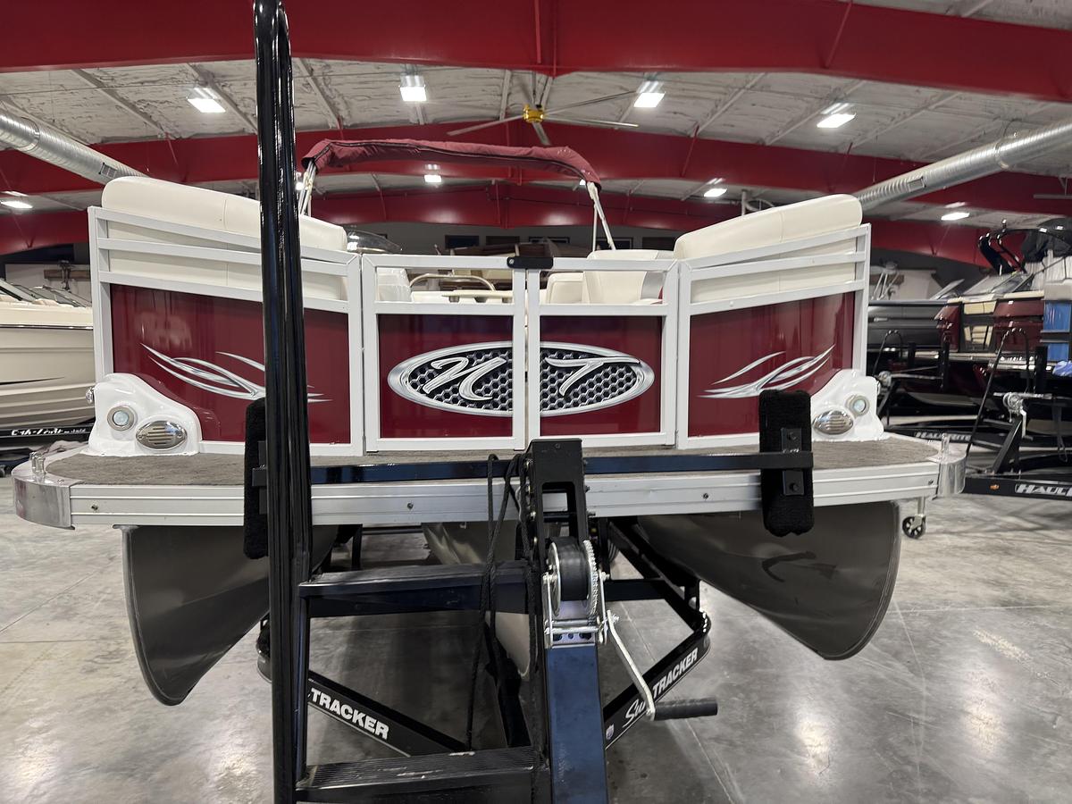 Used 2012 JC Tritoon 21 Neptoon