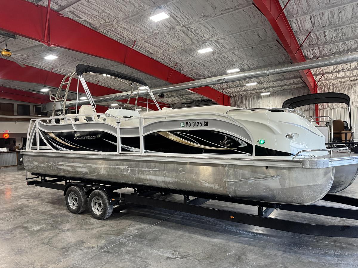 Used 2014 JC 26 Sportoon