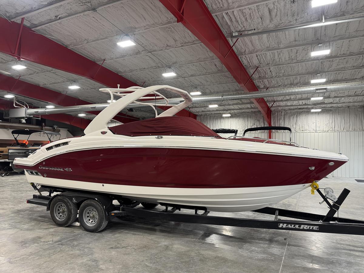 Used 2015 Chaparral 257 SSX