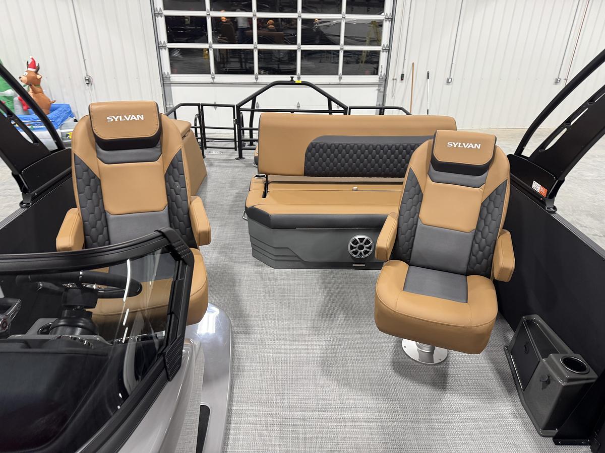 2026 Sylvan L-5 Platinum