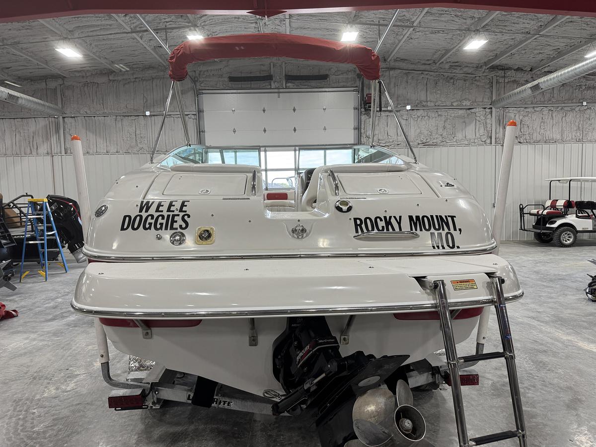 Used 2003 Crownline 270 BR