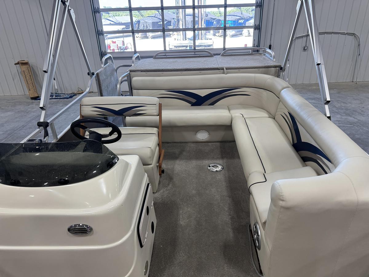 Used 2013 PlayCraft 2400 Clipper