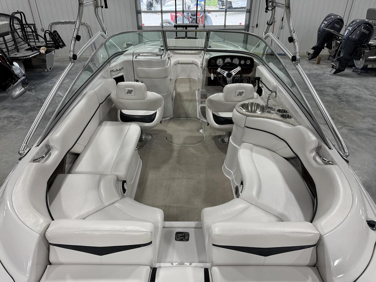 Used 2009 Four Winns H-260