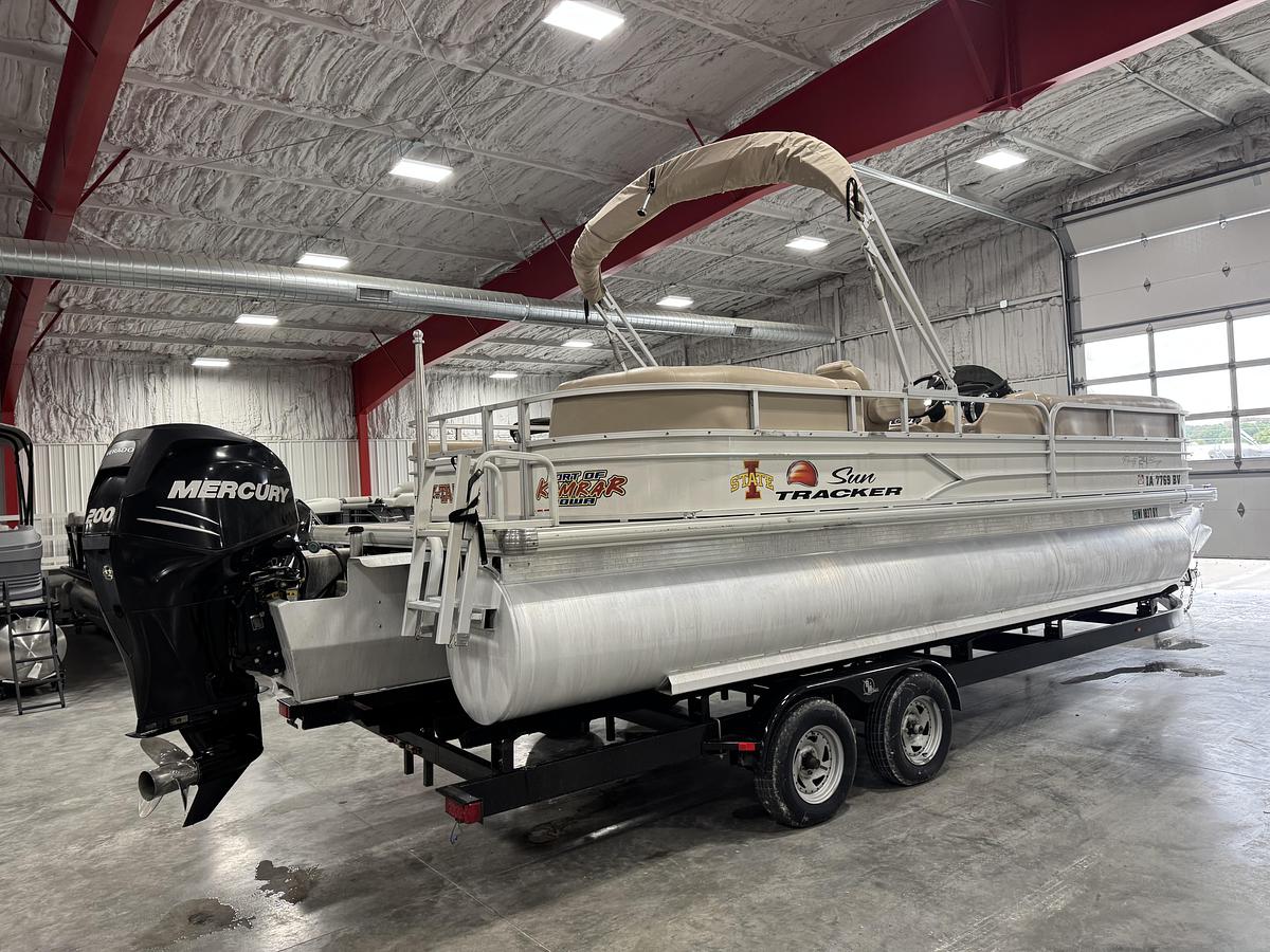 Used 2016 Sun-Tracker 24 Party-Barge DLX XP-3