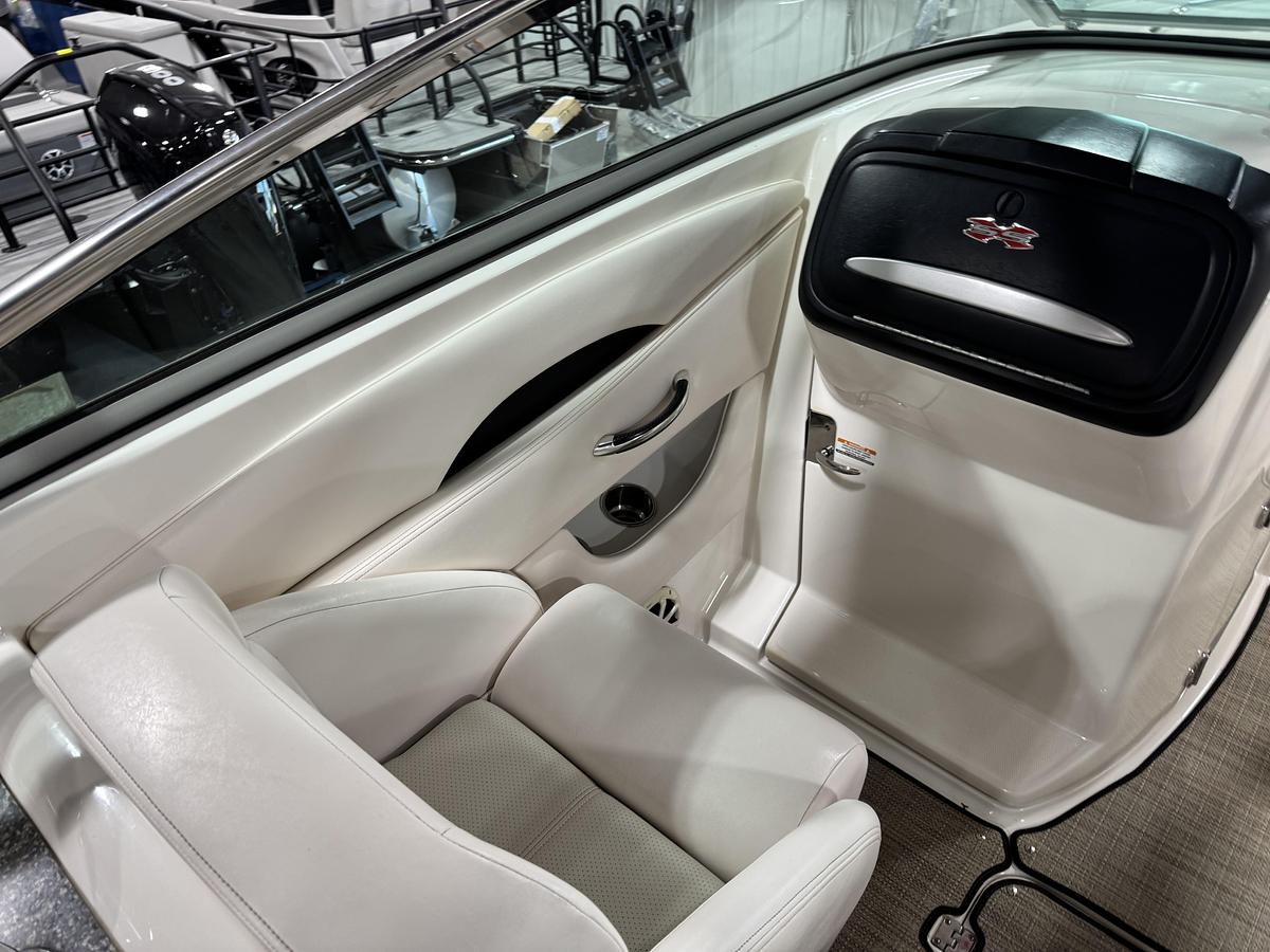 Used 2010 Chaparral 276 SSX