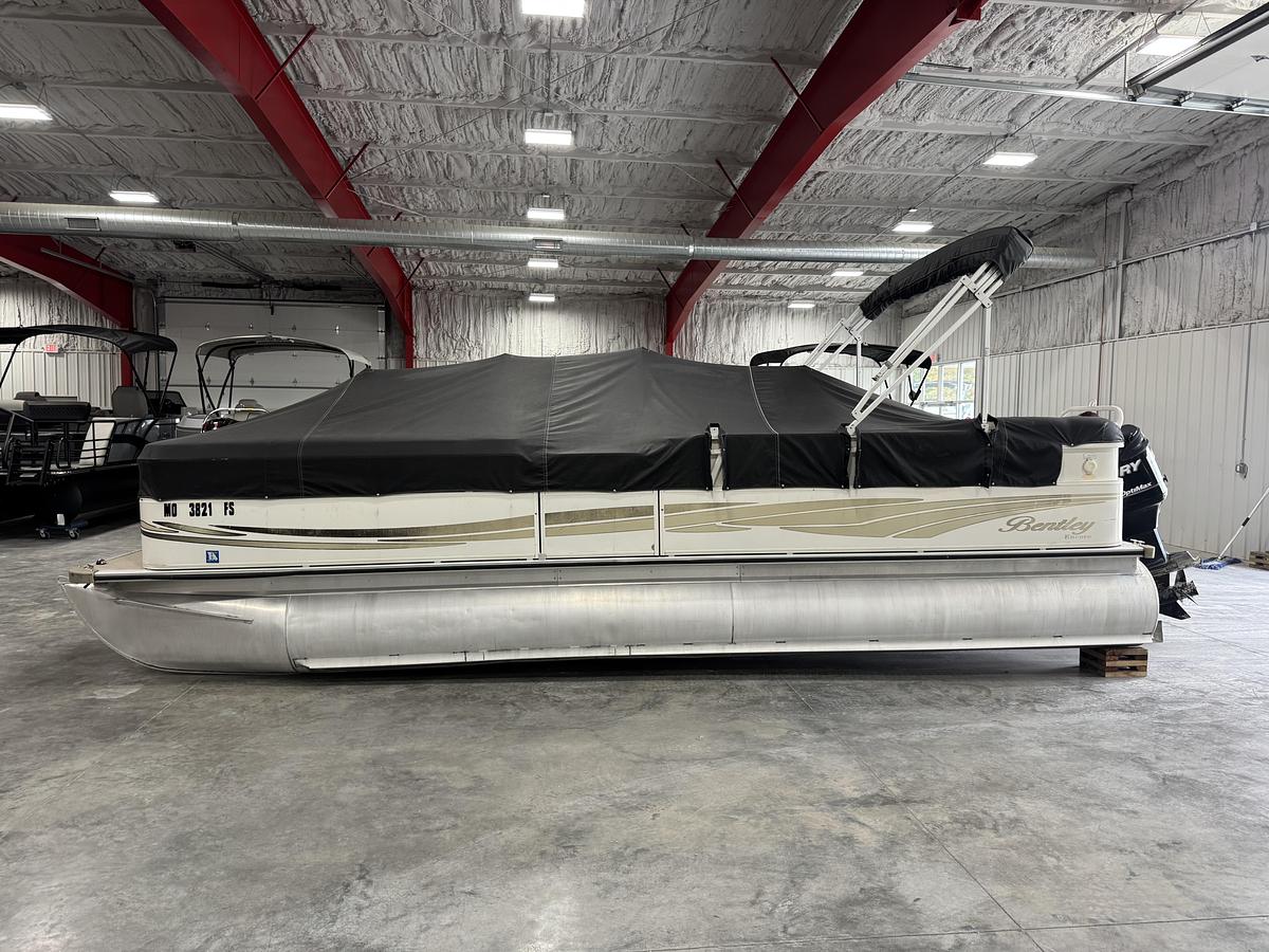 Used 2010 Bentley 243 Cruise