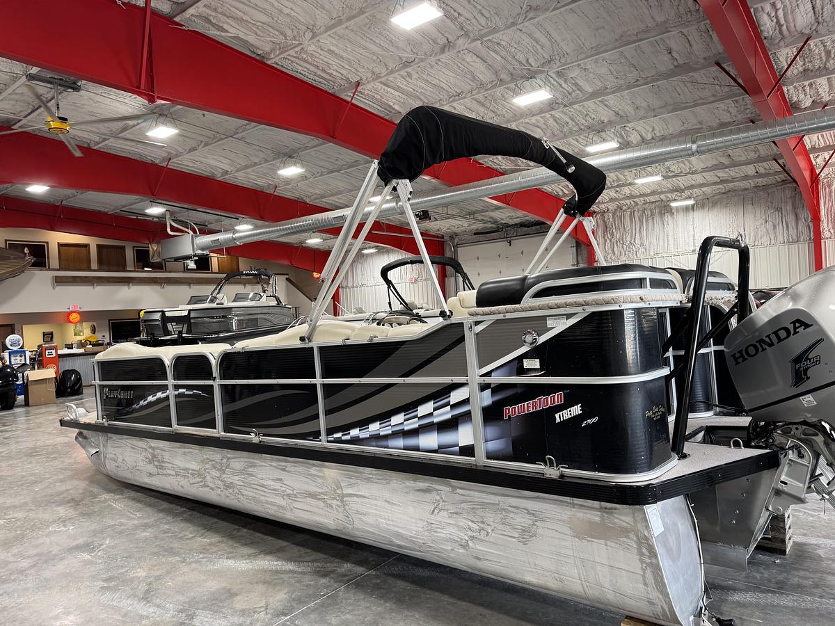 Used 2012 PlayCraft 2700 Extreme