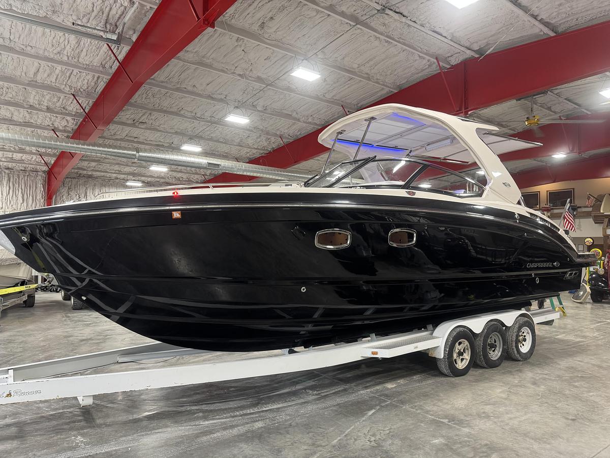 Used 2019 Chaparral 347 SSX