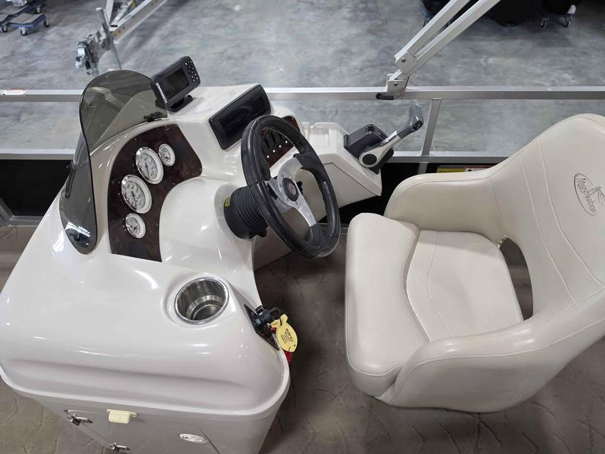 Used 2011 Misty Harbor 2585 Tritoon