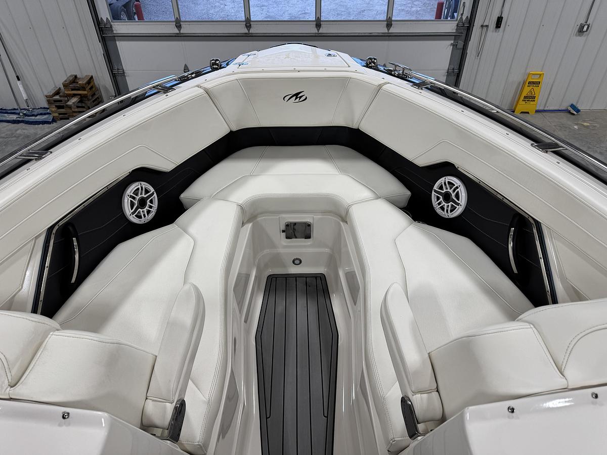 Used 2014 Monterey 268 Super Sport BR