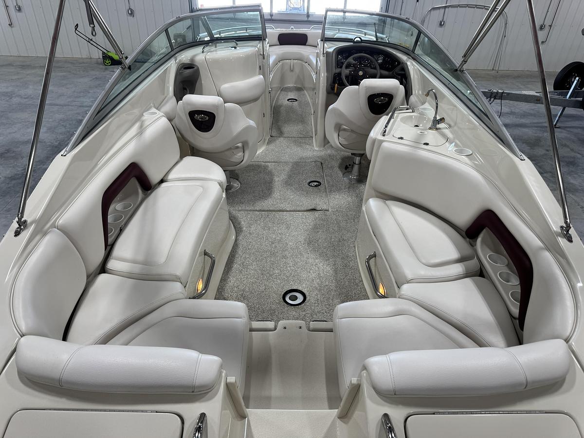 Used 2004 Crownline 270 BR
