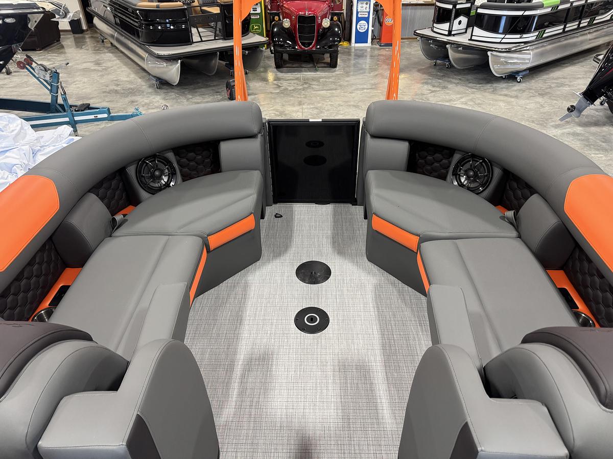2027 SouthBay 525 RS