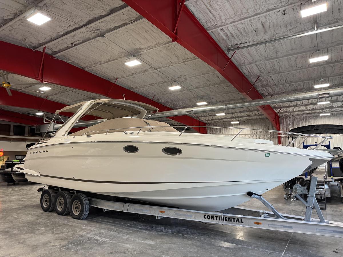Used 2005 Regal 3350