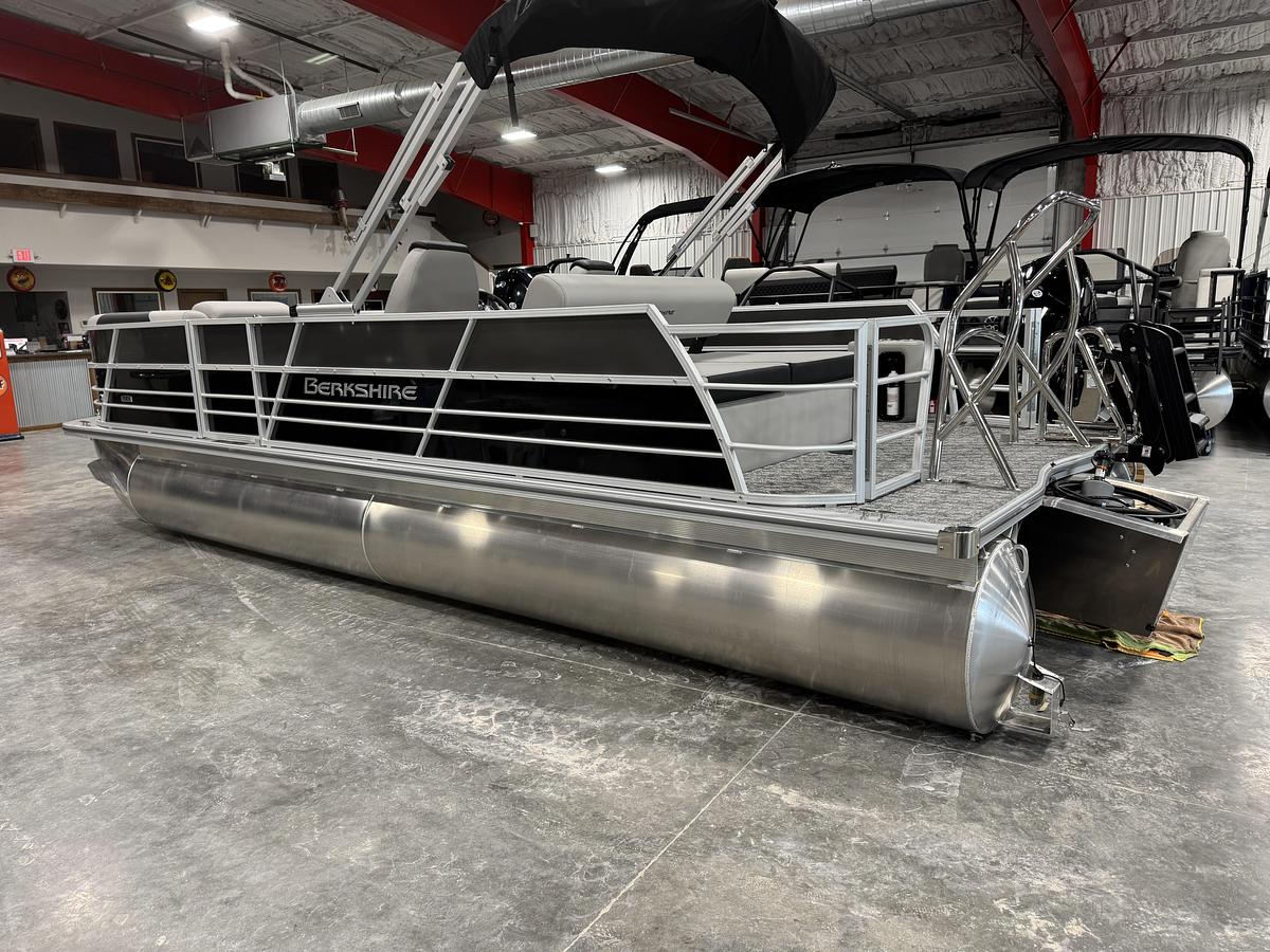 2026 Berkshire 24 UL LE