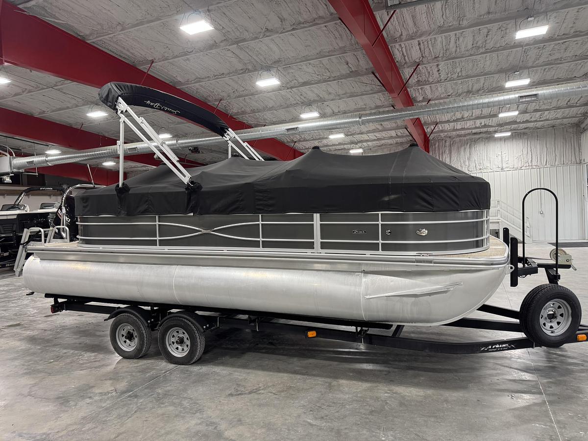 Used 2018 South Bay 220