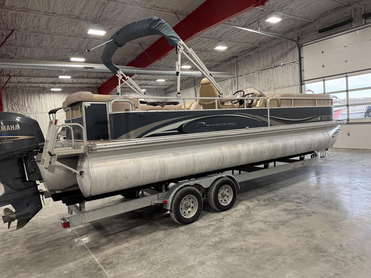 Used 2008 Bennington 2575 RL