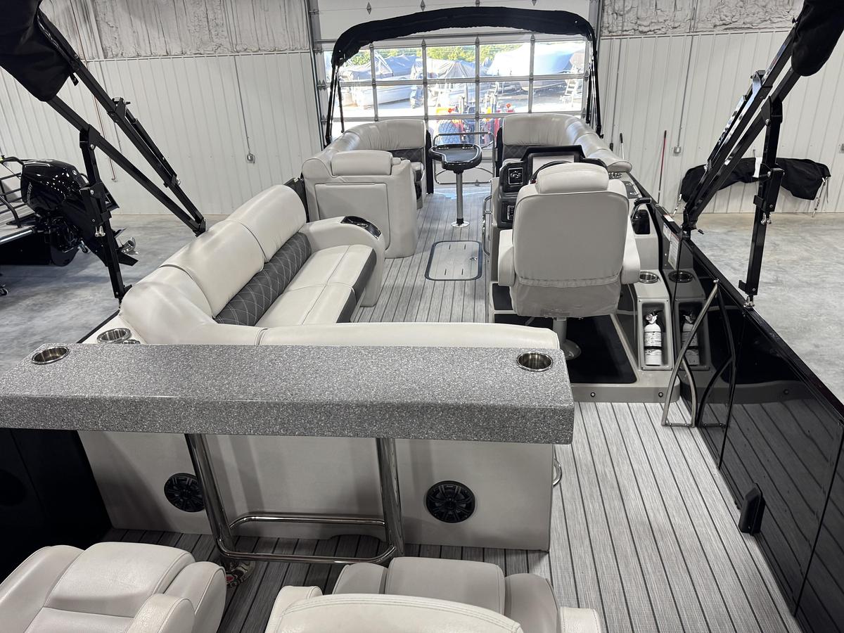 Used 2020 G3 326 SE Diamond Edition