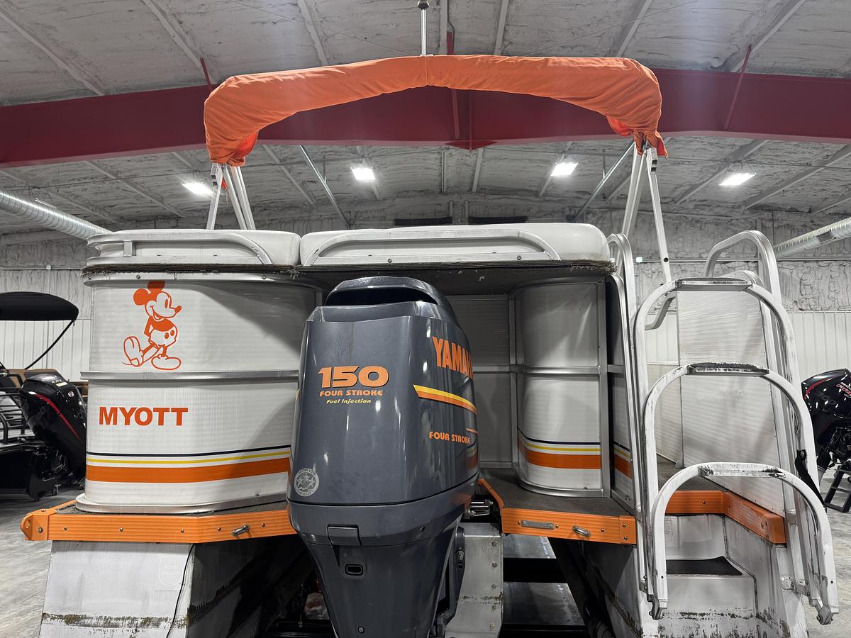 Used 2007 PlayCraft 2400 Clipper