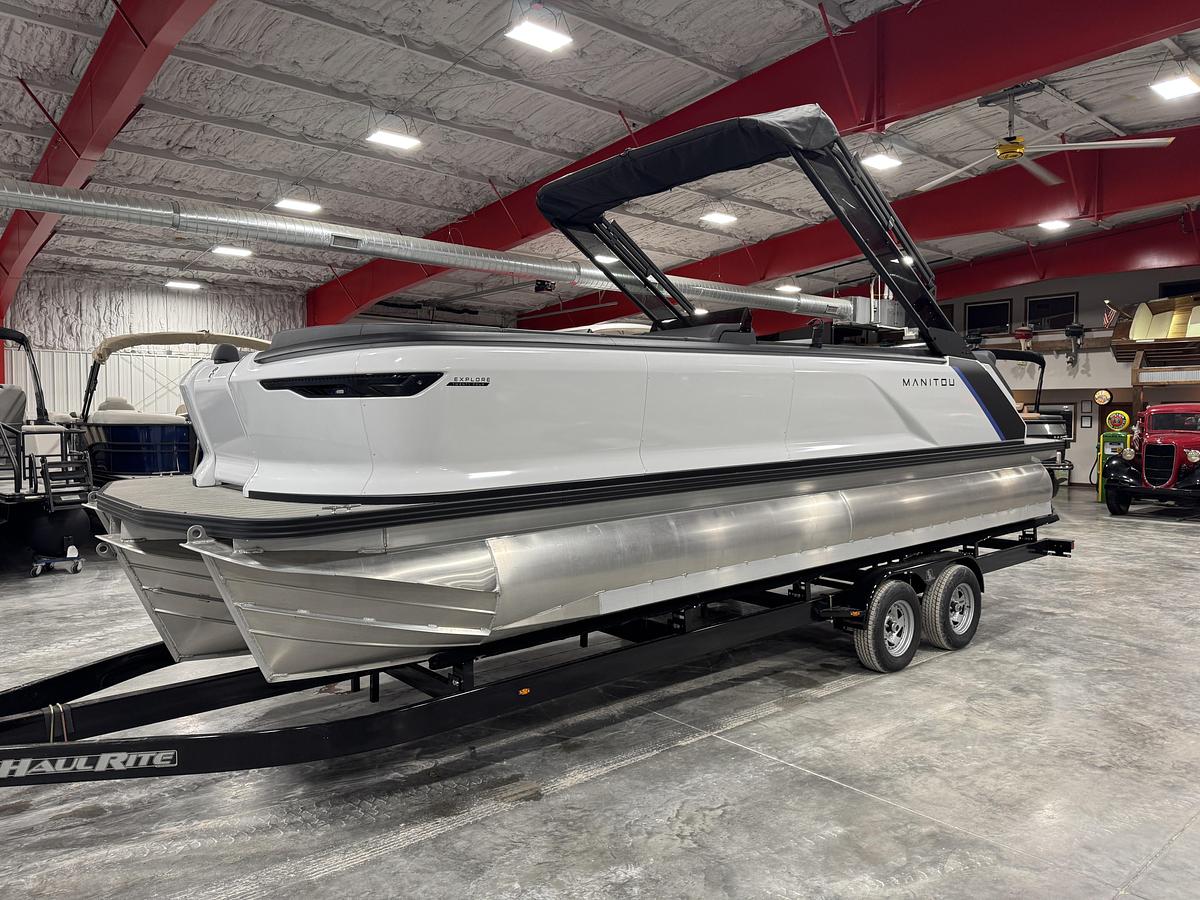 2025 Manitou 24 Explore