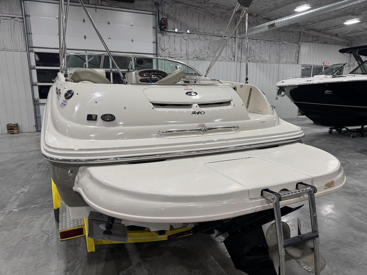Used 2005 Sea Ray 240 Sundeck
