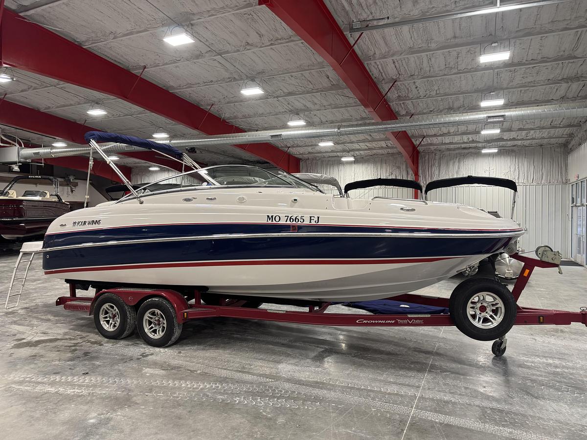 Used 2006 Four Winns 244 Funship