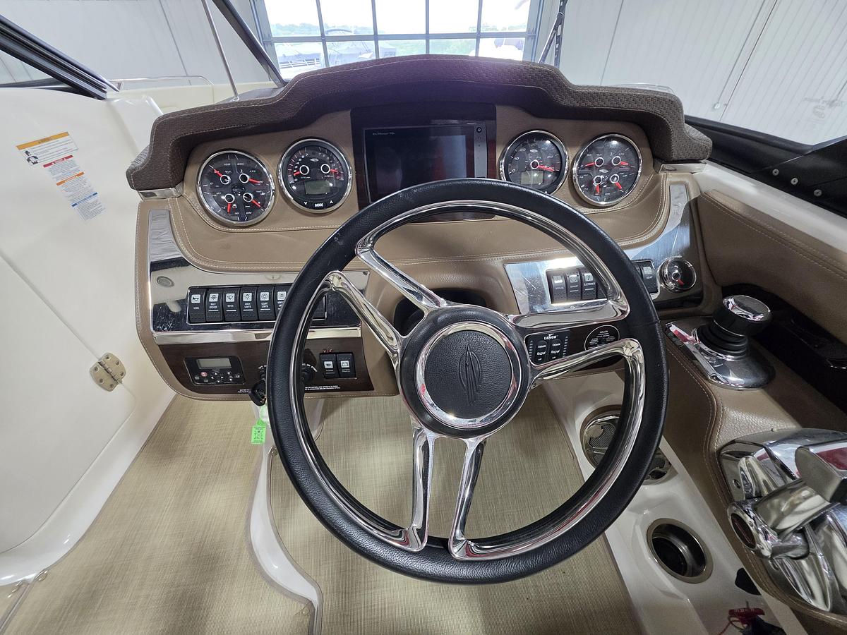 Used 2014 Chaparral 307 SSX