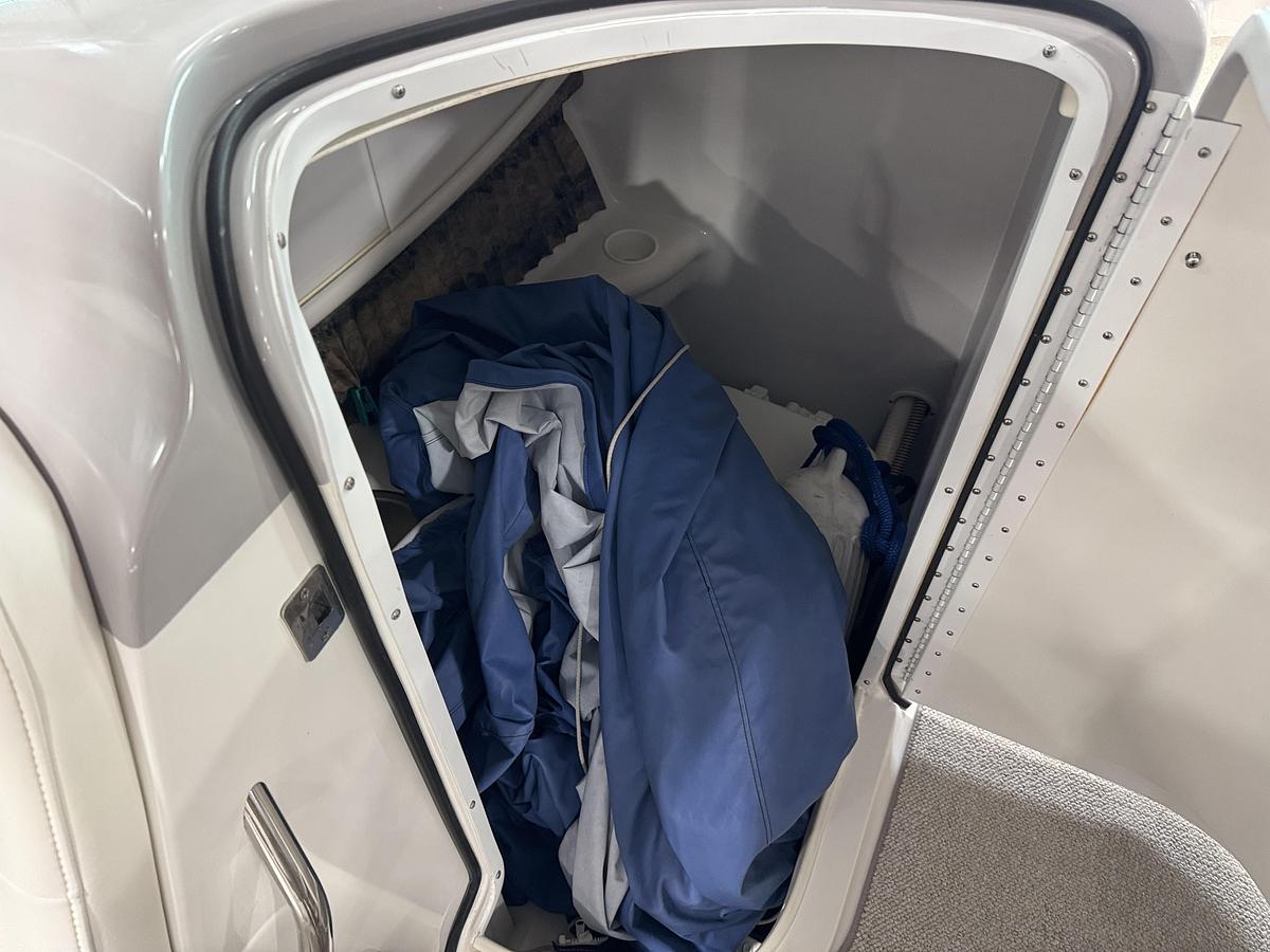 Used 1999 Formula 280 BR