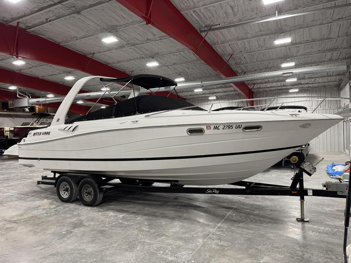 Used 2005 Four Winns 285 Sundowner