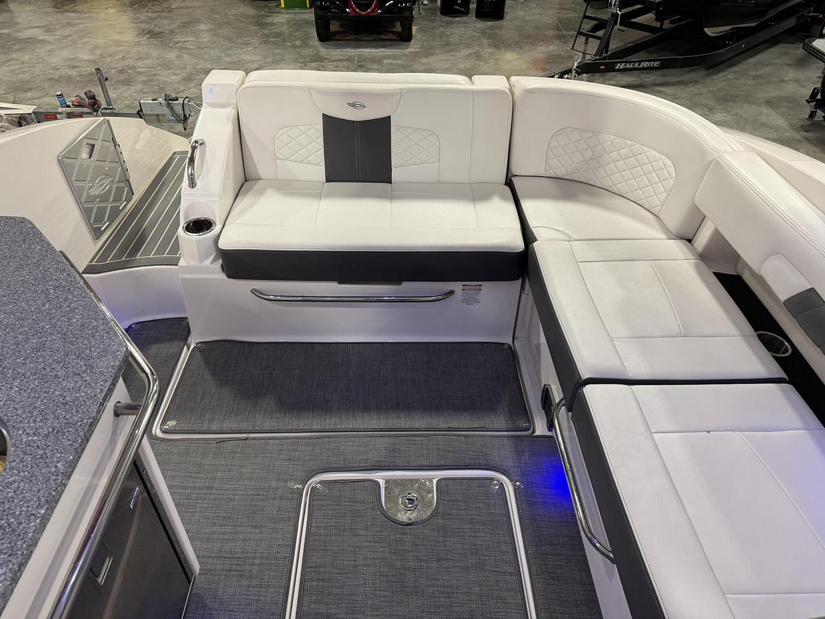 Used 2014 Chaparral 327 SSX