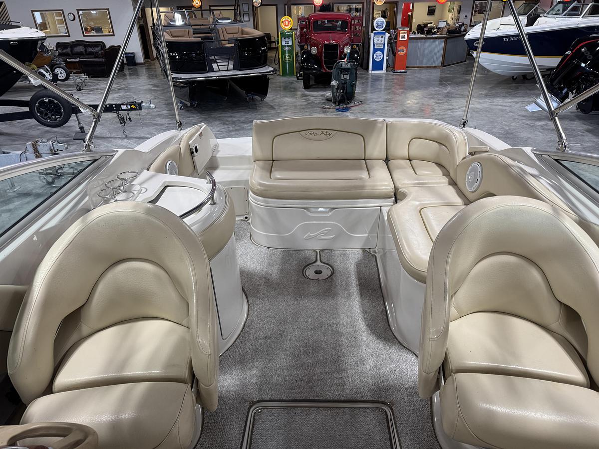 Used 2002 Sea Ray 270 Sundeck