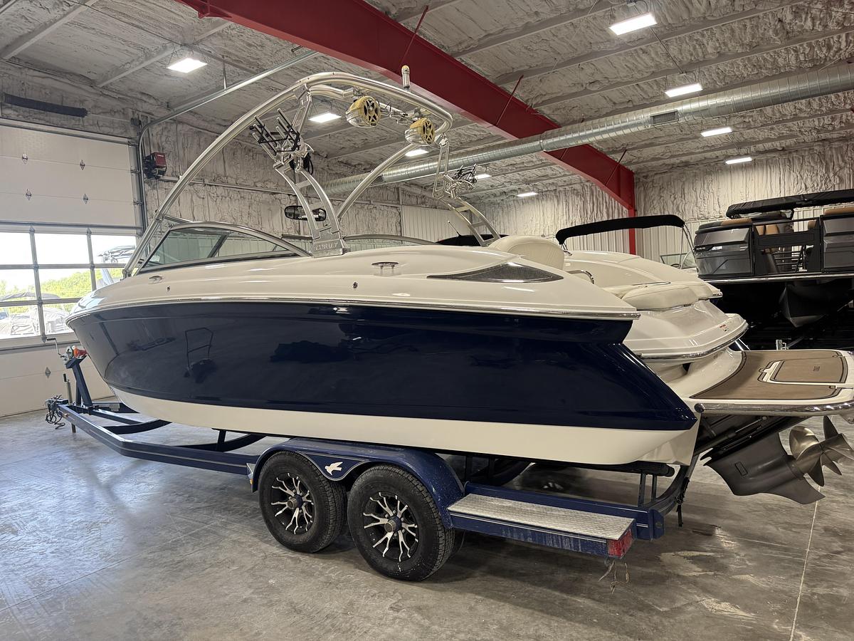 Used 2013 Cobalt 262 WSS