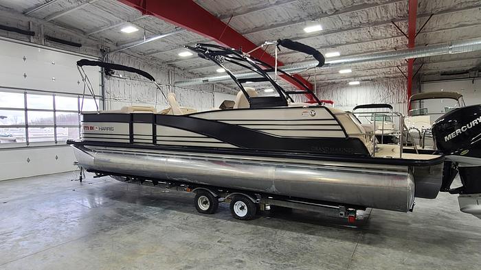 Used 2016 Harris Grand Mariner 270