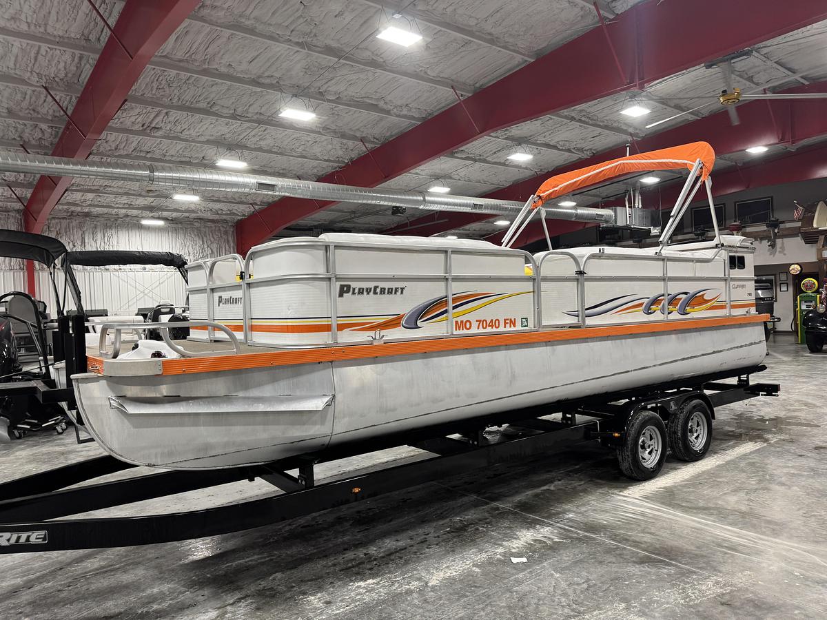 Used 2007 PlayCraft 2400 Clipper