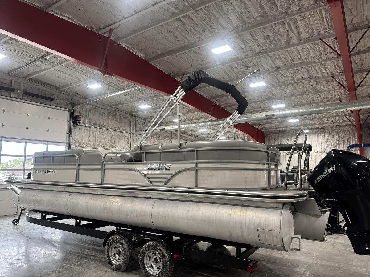 Used 2021 Lowe 270 SS