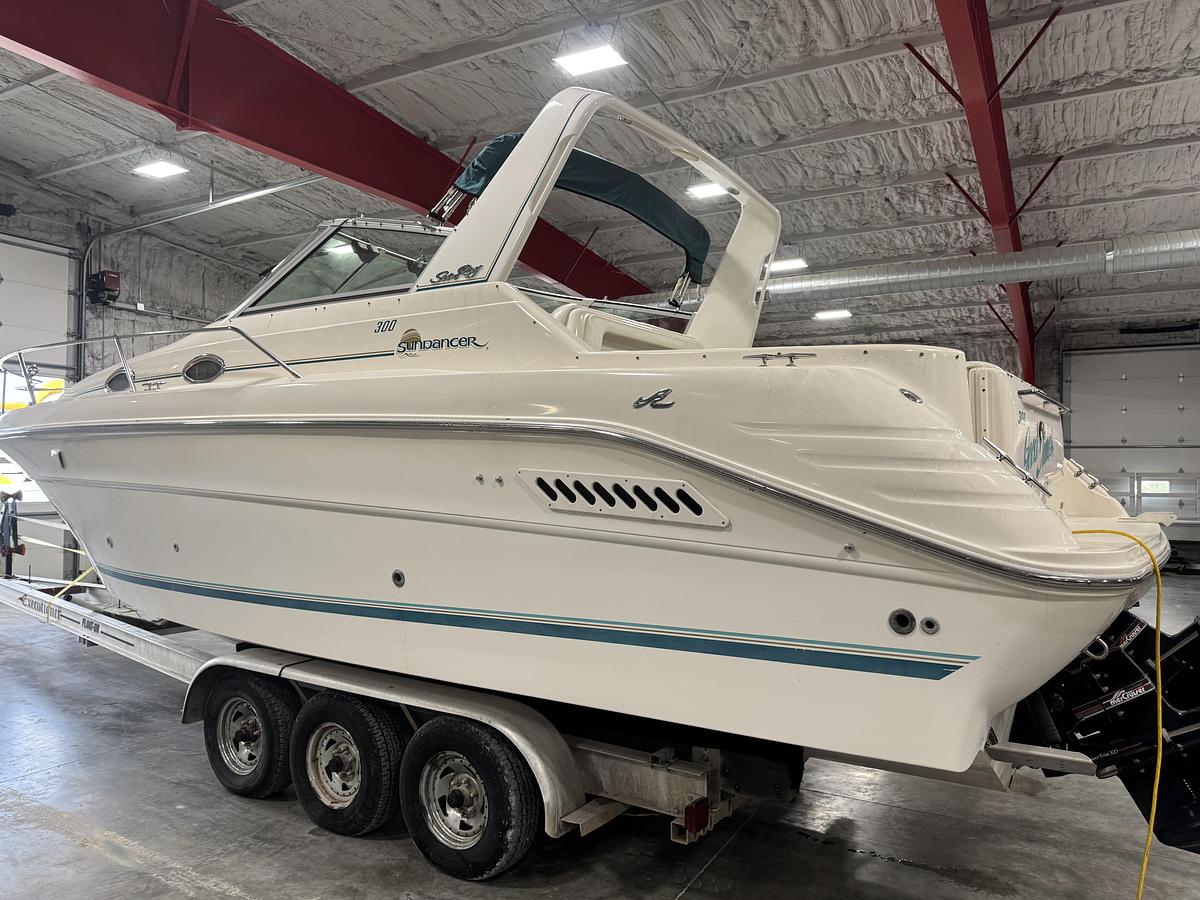 Used 1994 Sea Ray 300 Sundancer