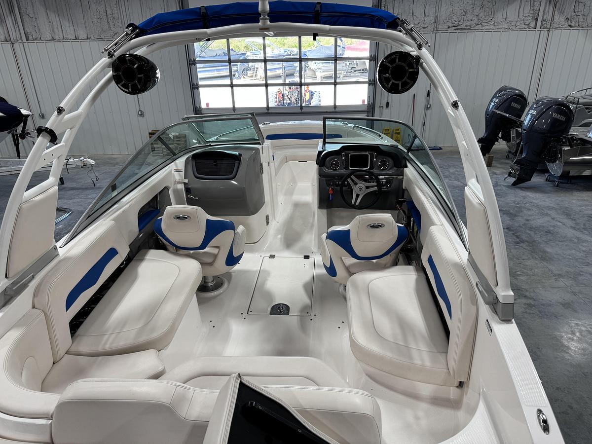 Used 2018 Chaparral 246 SSI Surf
