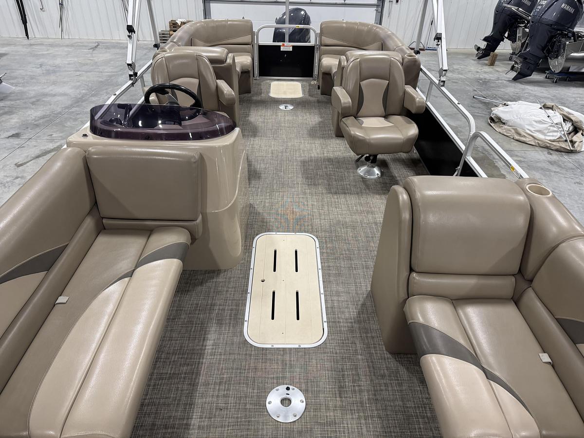 Used 2015 G-3 V 322 RC