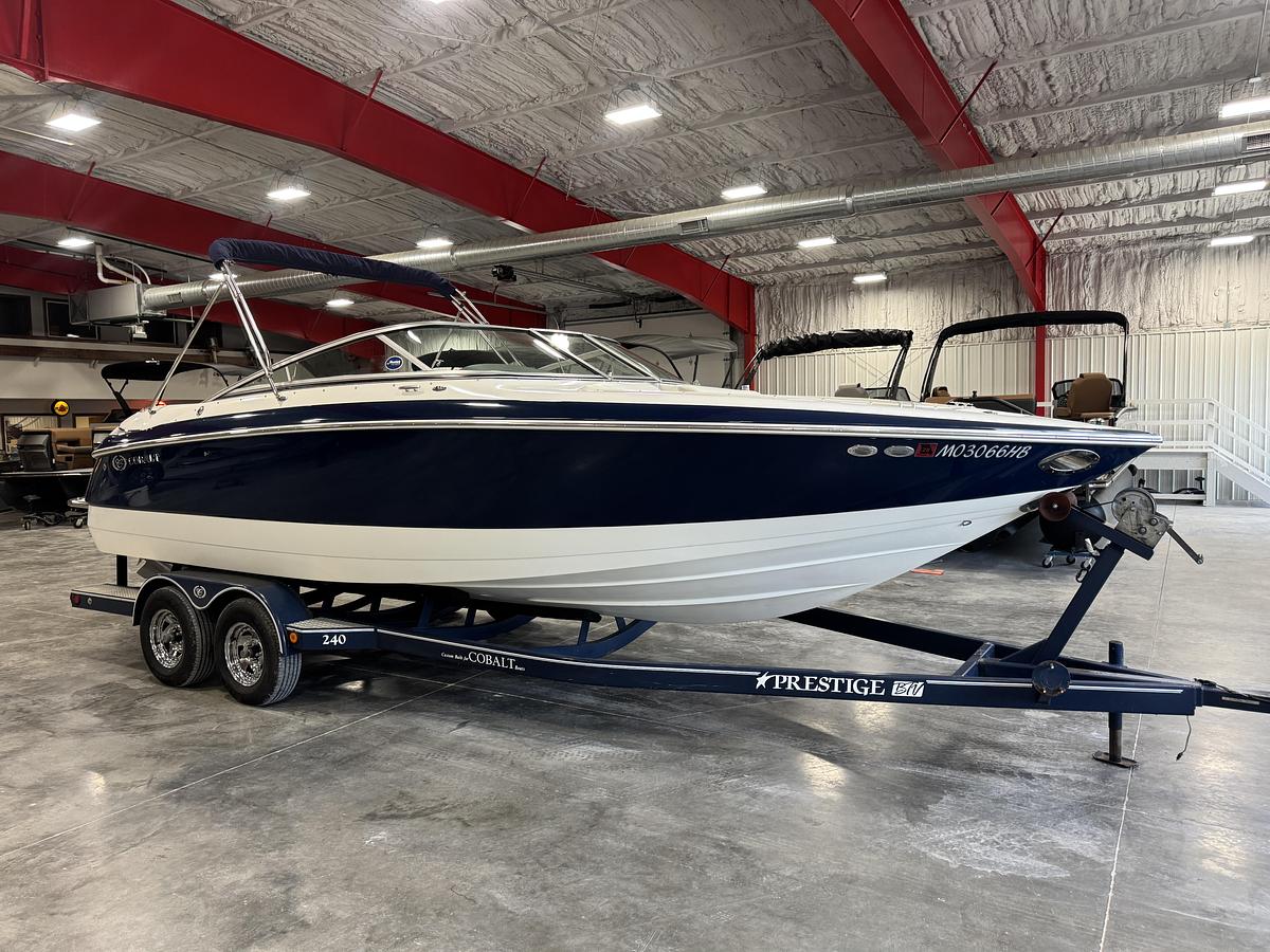 Used 2005 Cobalt 240 BR