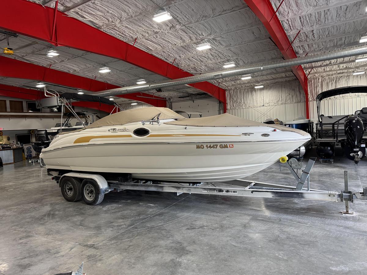 Used 2001 Sea Ray 240 Sundeck