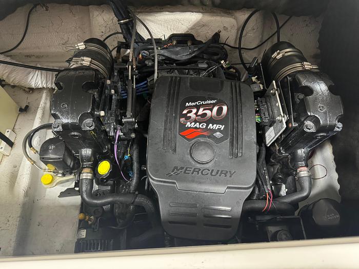 Used 2006 Rinker 246 Bowrider