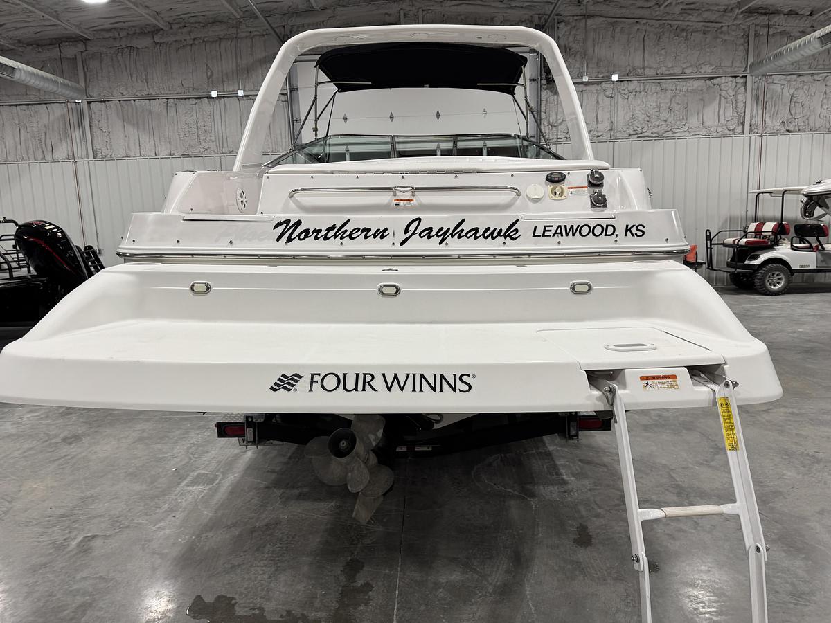 Used 2005 Four Winns 285 Sundowner