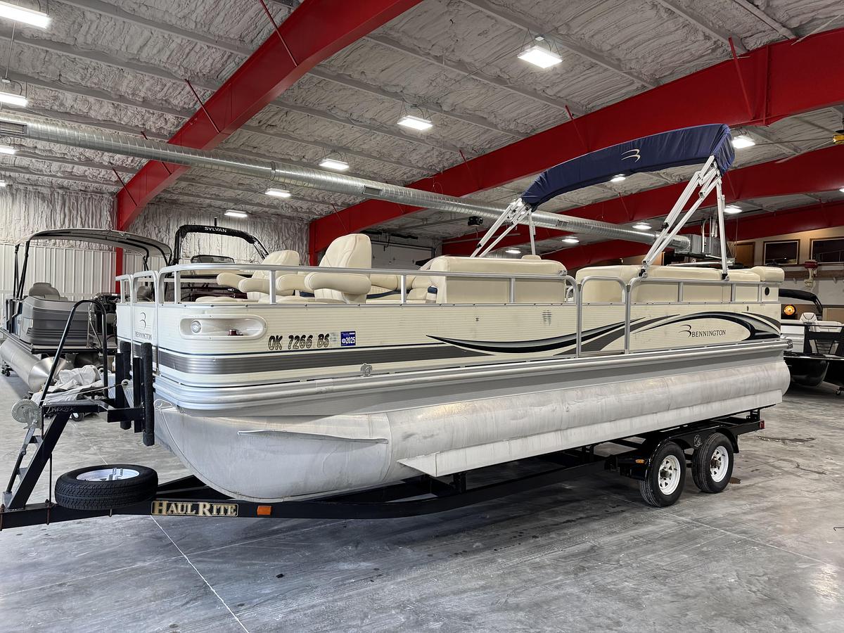 Used 2007 Bennington 2257 RFS
