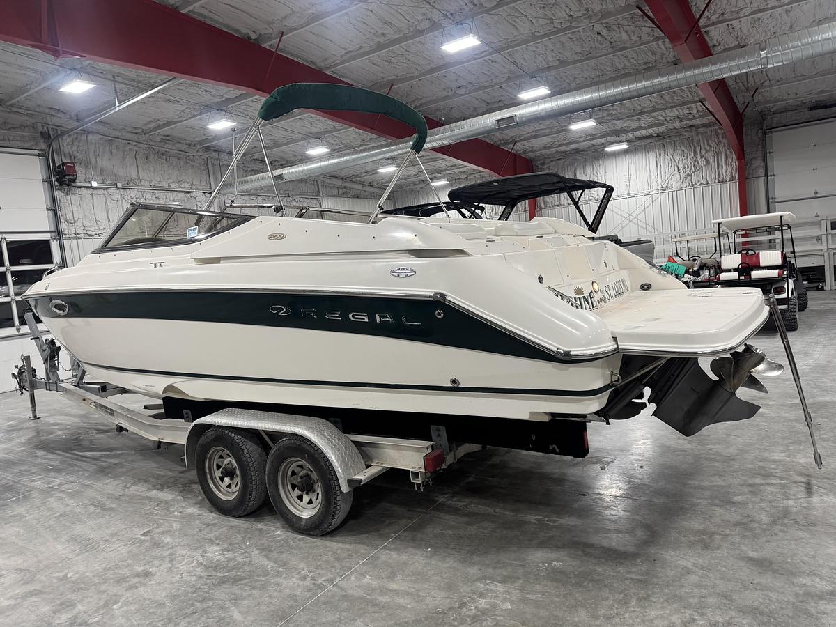 Used 2003 Regal 2900 LSR