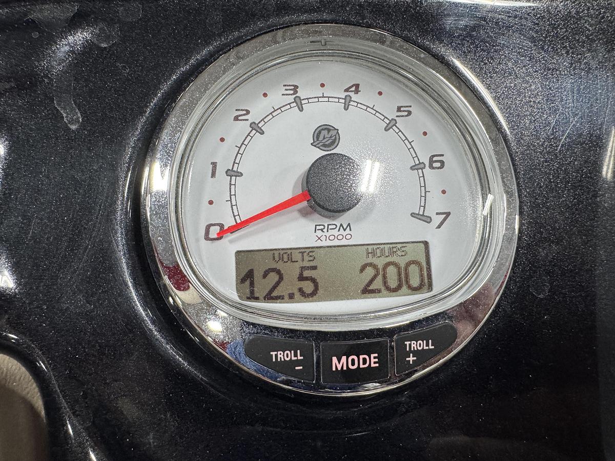 Used 2017 Suntracker 254 Regency