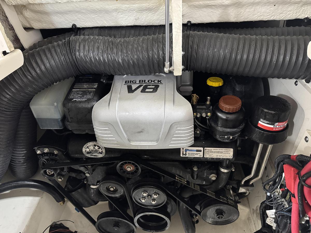 Used 2015 Sea Ray SDX 270