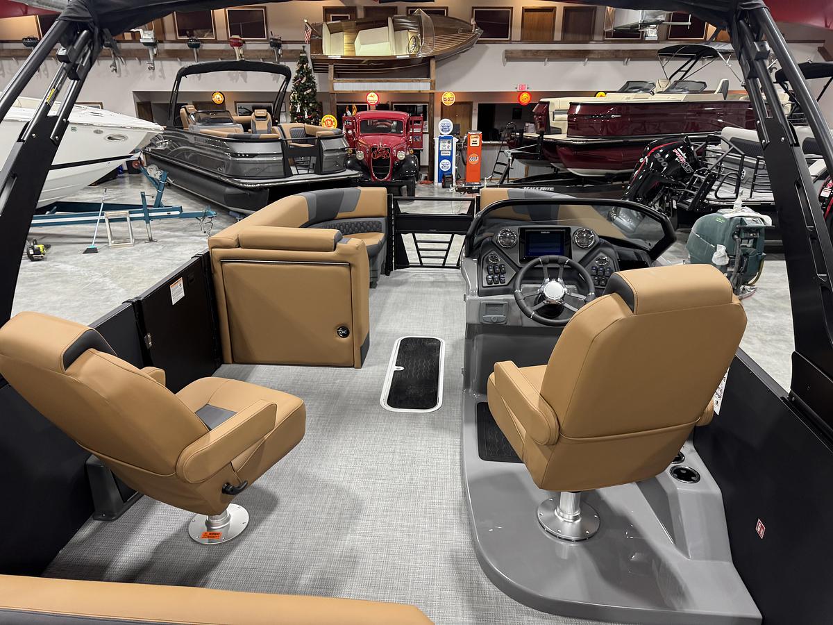 2026 Sylvan L-5 Platinum