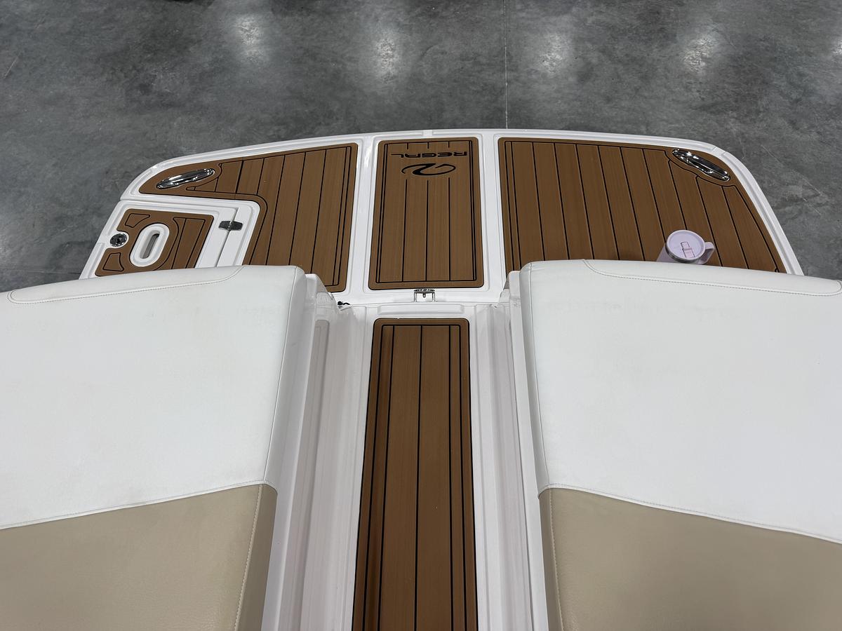 Used 2017 Regal 2700 BR
