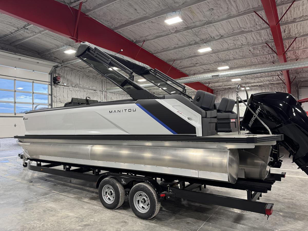 2025 Manitou 24 Explore