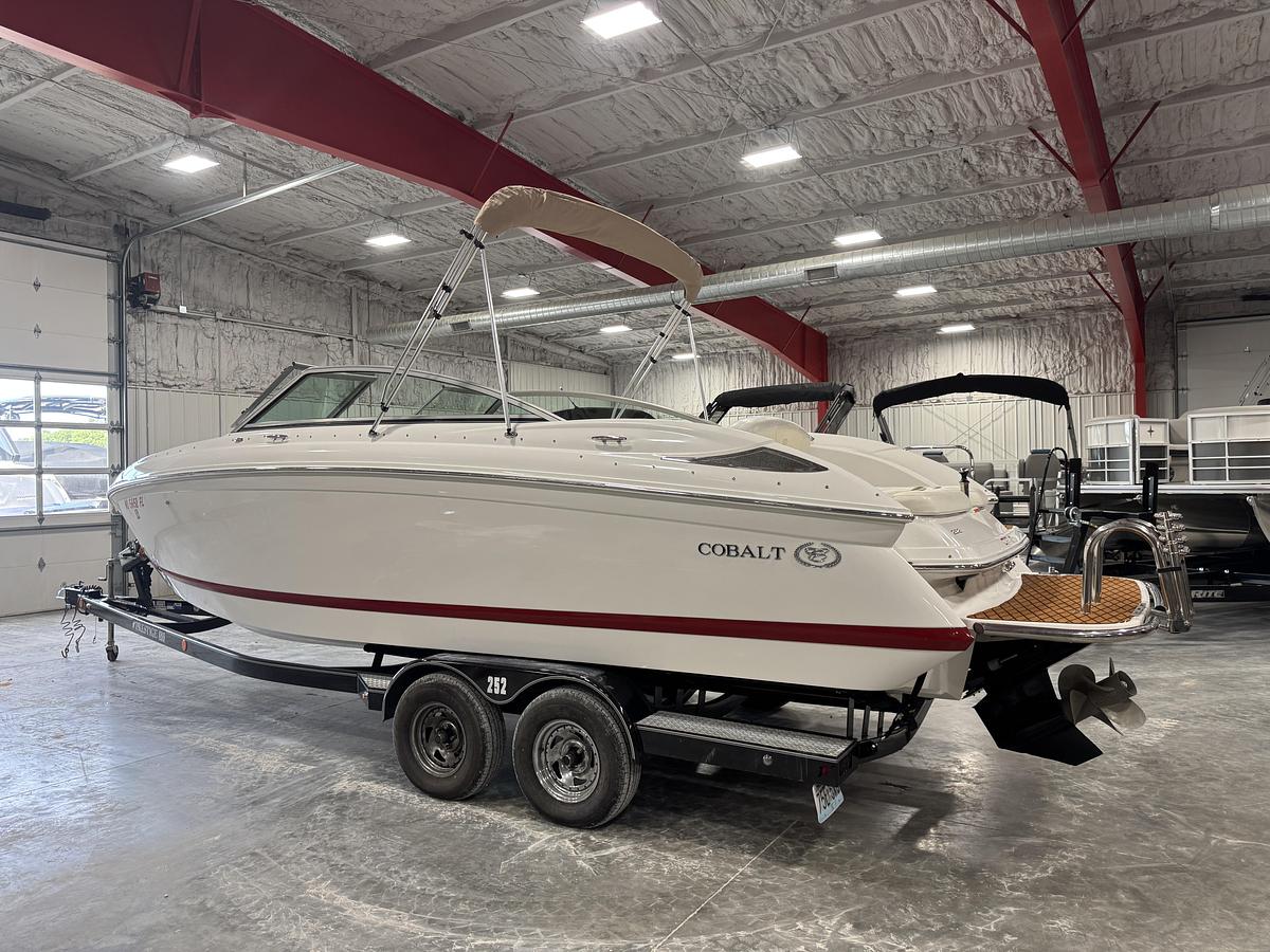 Used 2007 Cobalt 252 BR